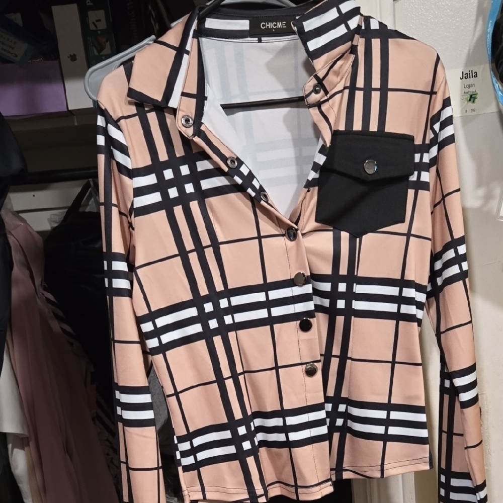 Chicme Plaid Button-Up Shirt